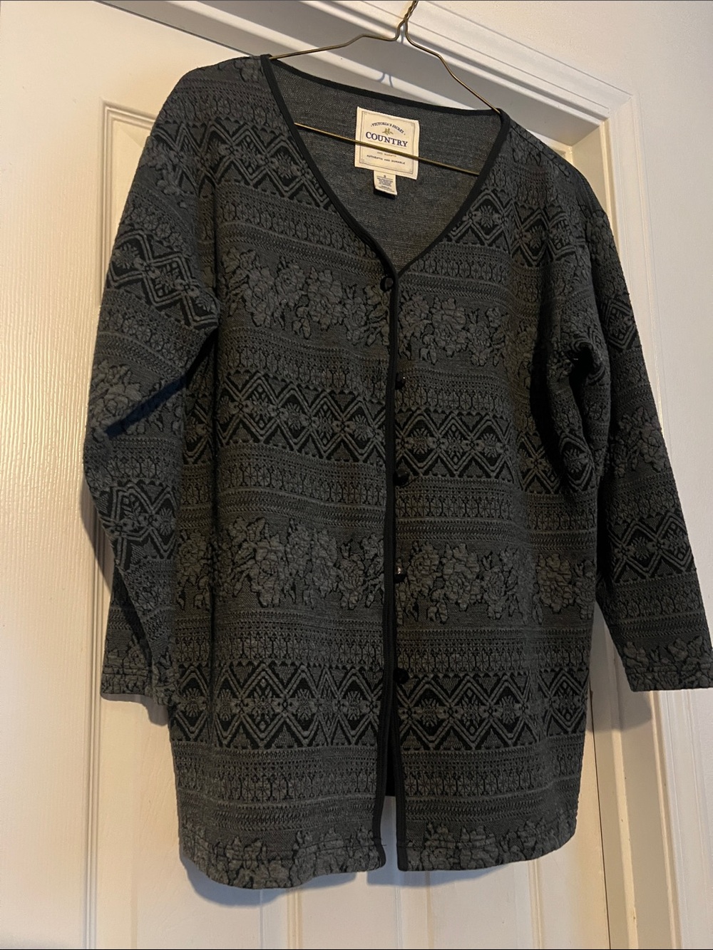 Vintage Victoria’s Secret Country Women's Black Patterned Knit cardigan